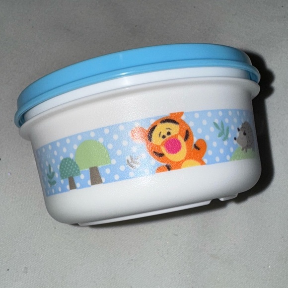 Tupperware Disney Tigger Snack Cup - Picture 2 of 6